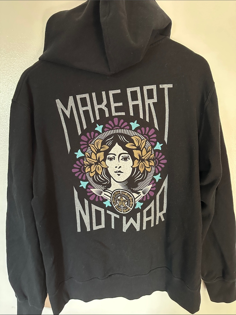Obey Black Hooded Sweatshirt with Logo Tag - Picture 3 of 4